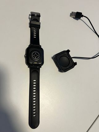 Smartwatch Negro con Cargador
