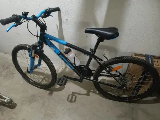 Bicicleta Btwin 24 Azul y Negra