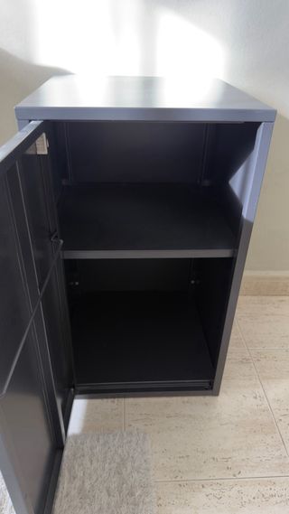 Mobile Lixhult Ikea Nero in Metallo