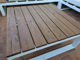 Conjunto sofá esquinero jardín y mesa