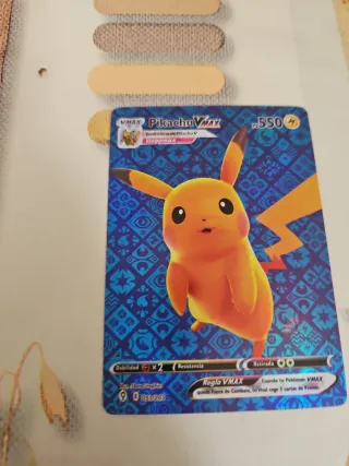 Carta Pokémon Pikachu VMAX Gigamax TG 051