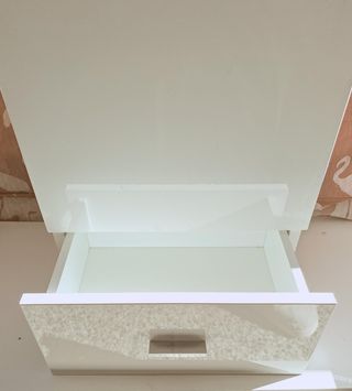 Armario blanco brillo con cajón