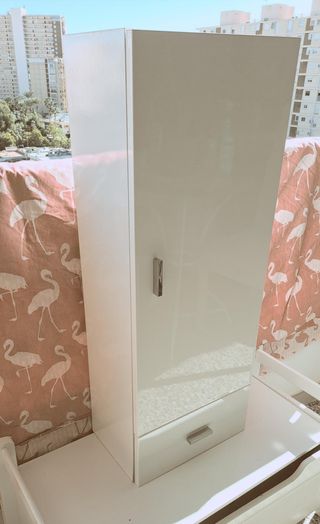 Armario blanco brillo con cajón