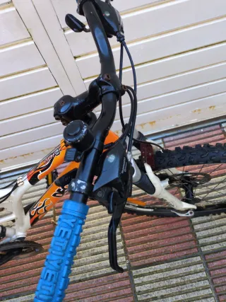 Bicicleta Montaña Decathlon Naranja/Blanca