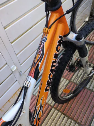 Bicicleta Montaña Decathlon Naranja/Blanca
