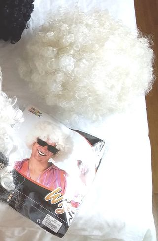 Conjunto PELUCAS DISFRAZ