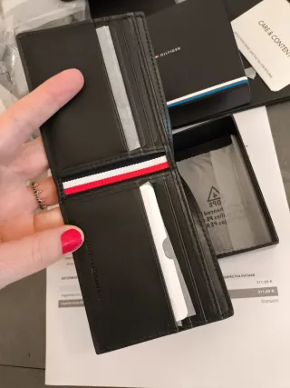 Portafoglio uomo Tommy Hilfiger nero