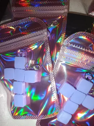 Lote 145 llaveros religiosos