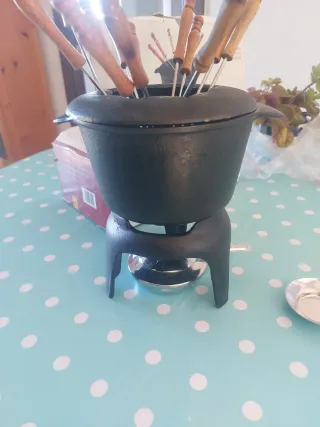 Set Fondue Hierro Fundido 6 Pinchos