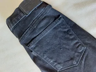 Levi's 720 Tiro Alto Mujer Negro
