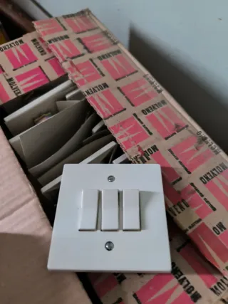 Materiale elettrico BTicino anni '70