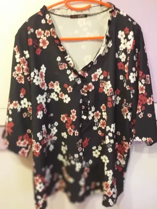 Camisa y 2 camisetas sin estrenar