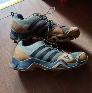 Zapatillas trekking Adidas