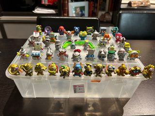 Lote de Zomblings y Súperzings