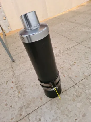 Escape Kawasaki ZXR 750