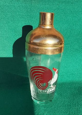 Coctelera Cinzano Gallo Dorada