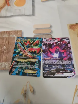 Lote Cartas Pokémon M Scizor EX y Eternatus VMAX