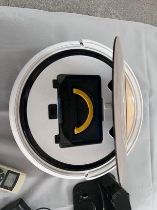 Robot Aspirador ILIFE + Base de carga y mando