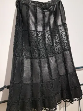 Falda larga + chaleco cuero natural T.50-52