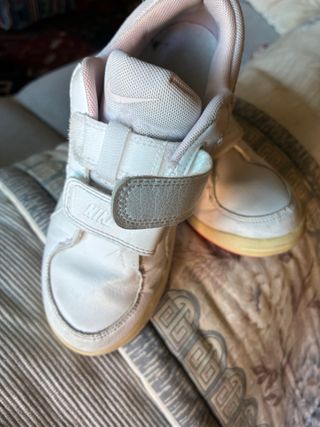 Zapatillas Nike niña Talla 35