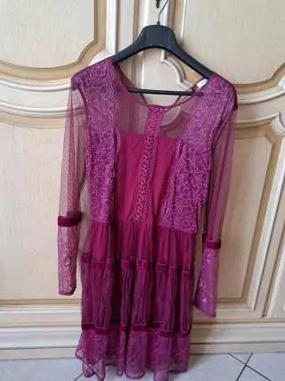 Abito Silvian Heach pizzo e tulle fucsia