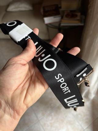 Borsa Liu Jo bauletto nera mano/tracolla