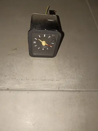 Reloj Ford Sierra MK1