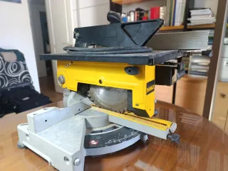 Ingletadora Dewalt DW711