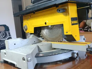 Ingletadora Dewalt DW711