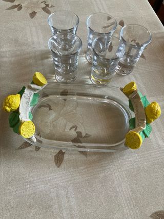 Servizio bicchierini limoncello