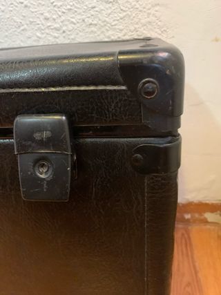 Baúl Giorgio Ragazzini piel negro