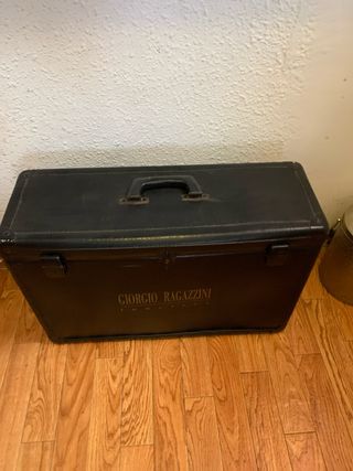 Baúl Giorgio Ragazzini piel negro