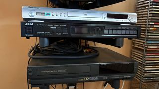 Sintonizador Akai AT-A102L Procesador de Señal