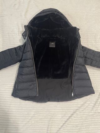 Plumifero Zara Negro con Capucha y Forro