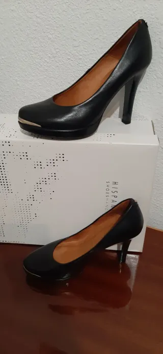Zapatos de tacón Hispanitas negros