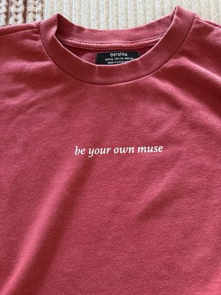 Sudadera Bershka be your own muse Talla XS