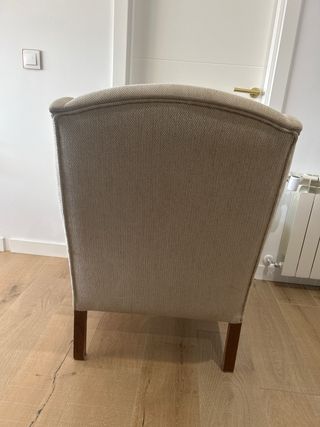 Butaca orejera beige