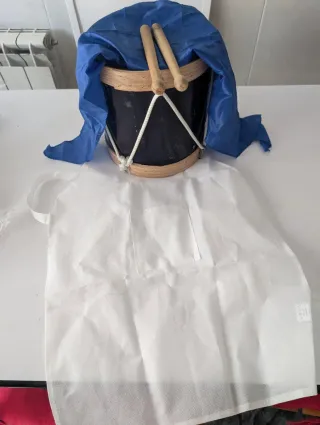 Tamburi in legno con bacchette