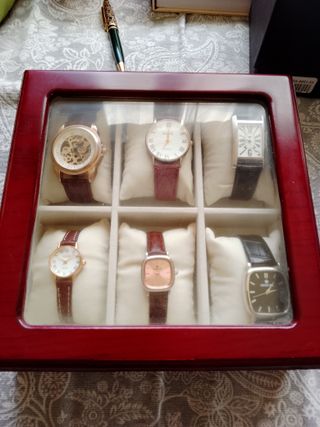 Lotto orologi con espositore
