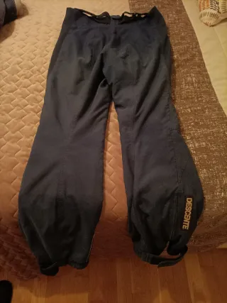 Chaqueta y Pantalón de Ski, marca Descente