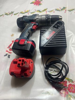Taladro Bosch + Cargador + Batería