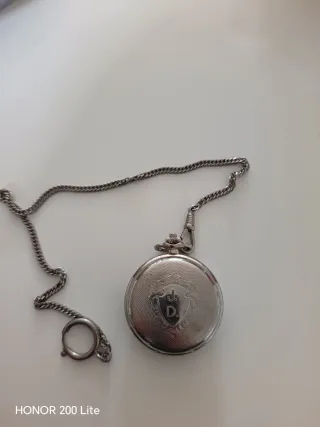 Reloj de bolsillo antiguo