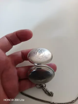 Reloj de bolsillo antiguo