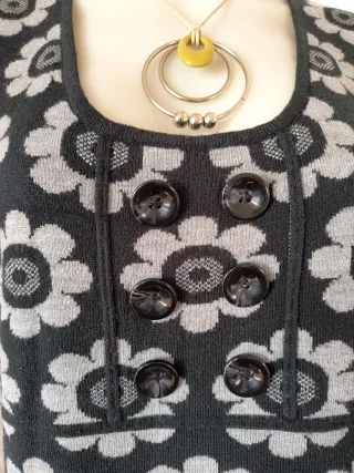 Vestido pichi punto invierno flores