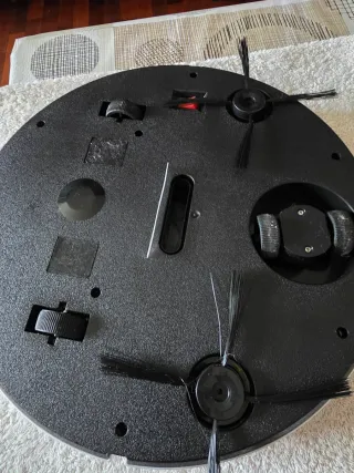 Robot aspirador y accesorios