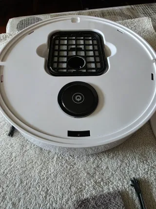 Robot aspirador y accesorios