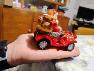 Statuetta Babbo Natale su Carretto