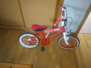 Bicicleta infantil BMX roja 16 pulgadas