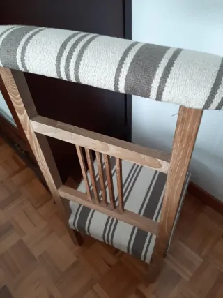 Reclinatorio de madera de castaño tapizado