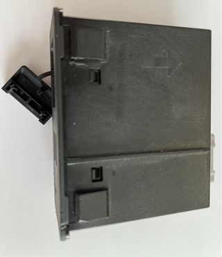 Módulo Mazda D09H-669U0 CX5 USB HUB